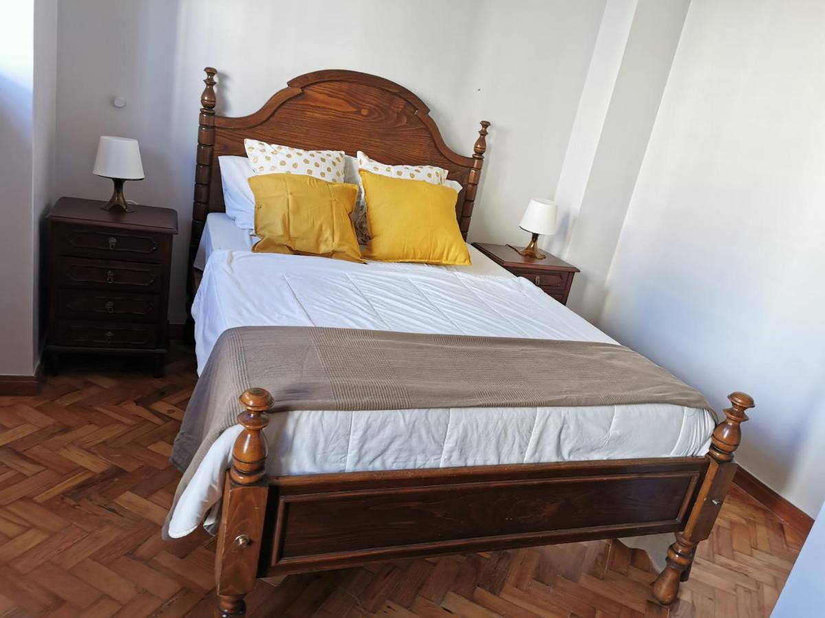 Hostel Vila Nova ヴィラ・ノヴァ・デ・ガイア 部屋 写真